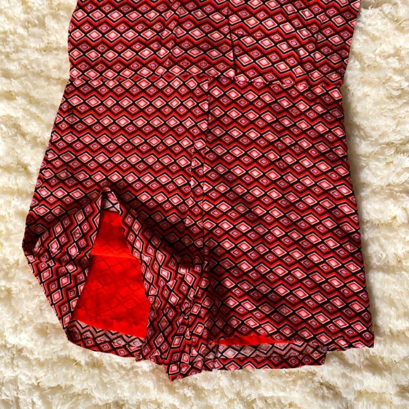 Size s forever 21 woven romper. Worn only once, in my closet since. - Picture 4 of 4